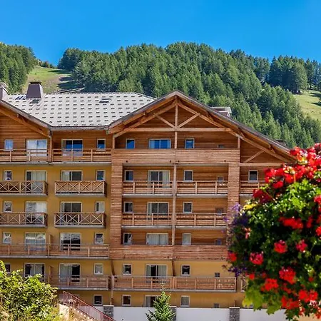 Les Cimes Du Val D'allos Aparthotel